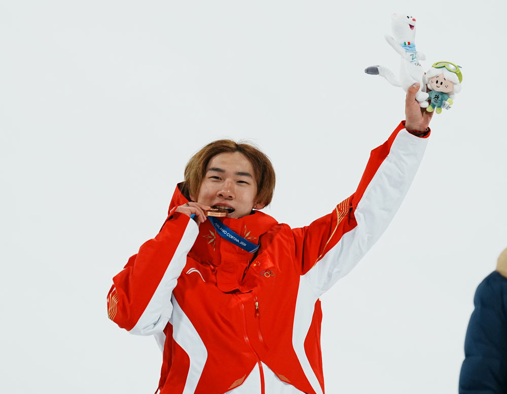 “为自己骄傲”的笑容，比金牌更灿烂