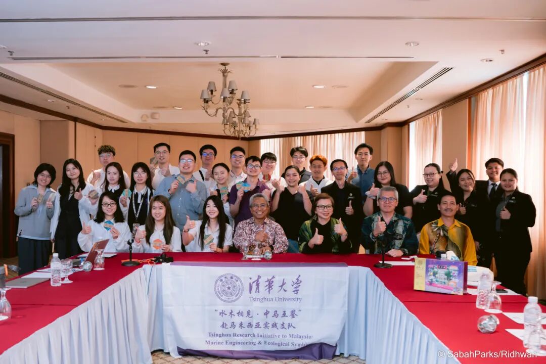 图14｜支队与KePKAS合影