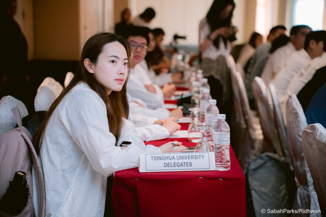 图18｜支队专心致志听讲