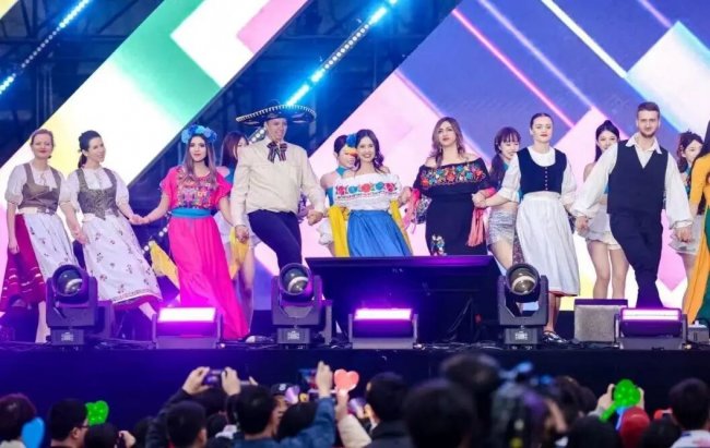 实力宠员工！工业富联2026年会升级运动嘉年华