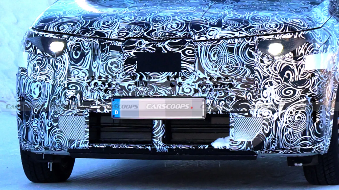 2027 中期改款宝马 X1 路测图曝光