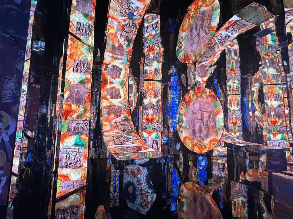 　　“探弥·云冈”超沉浸数字光影展。（受访者供图）