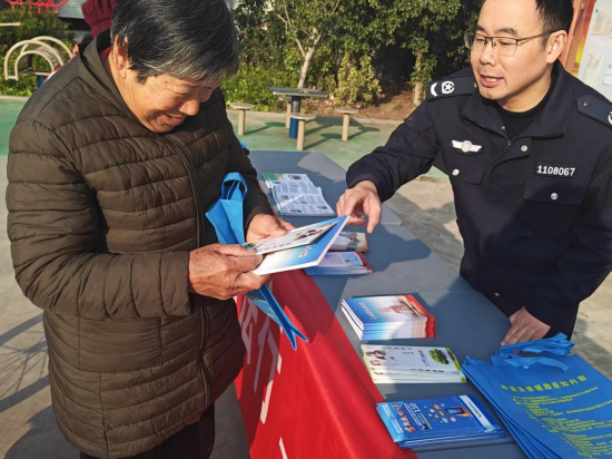 杨村镇：江淮普法进社区 法治服务零距离