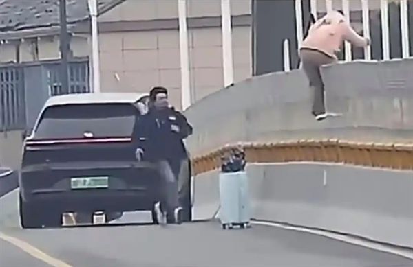 理想汽车CEO李想兑现邀约：奔赴浙江海盐 宴请救人理想车主吃饭