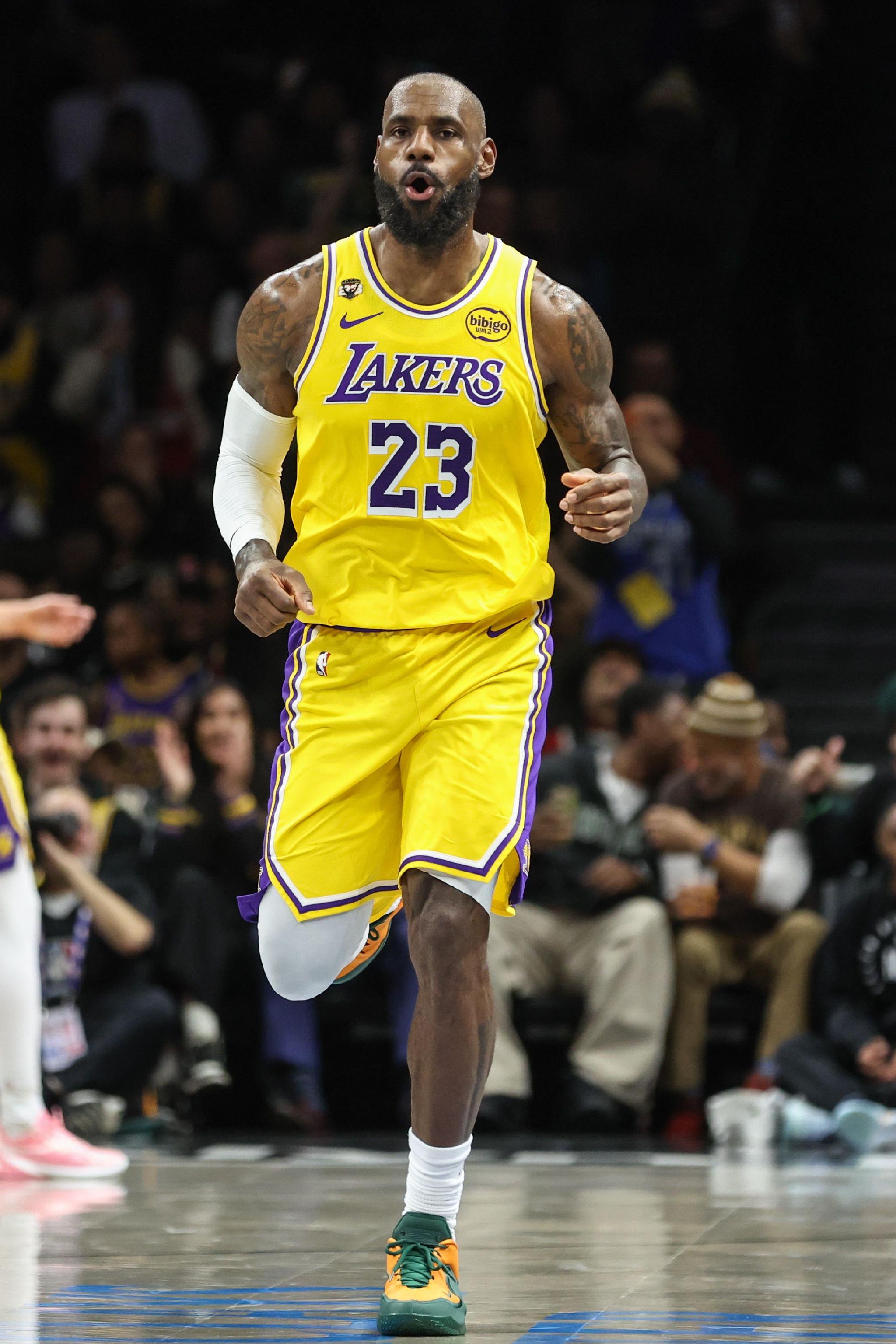 最长的河！詹姆斯成NBA单场砍25分&30分&35分&40分&三双最老球员