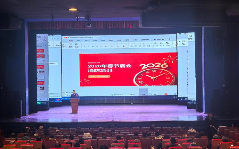 宣传现场，消防救援人员开展了有针对性的知识讲解。东城消防