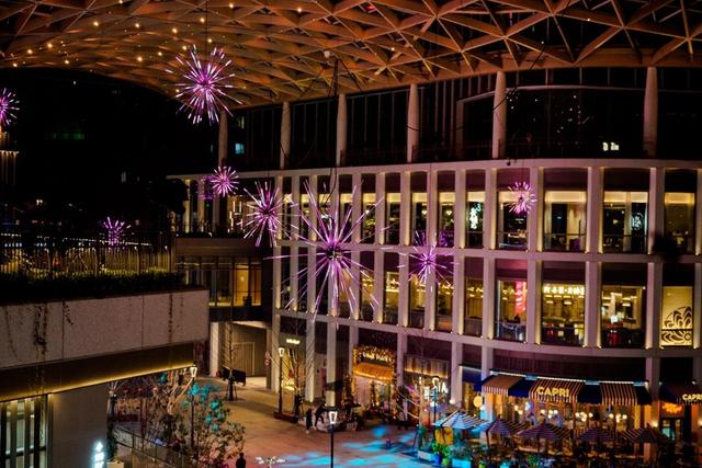 ����ض�̨�����ҫ�С���Ļ�ƹ��㣨���췽��ͼ��