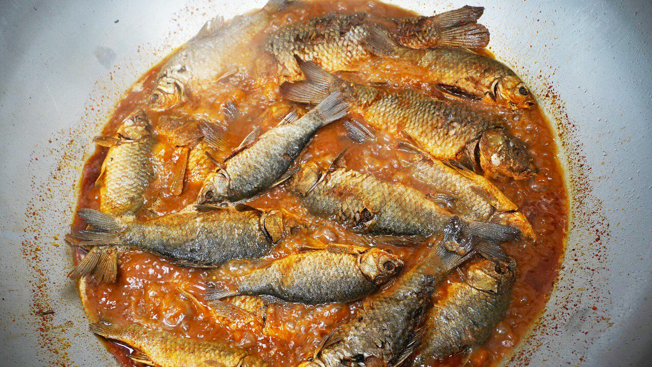 石屏「八面煎魚」 許玲靜 攝