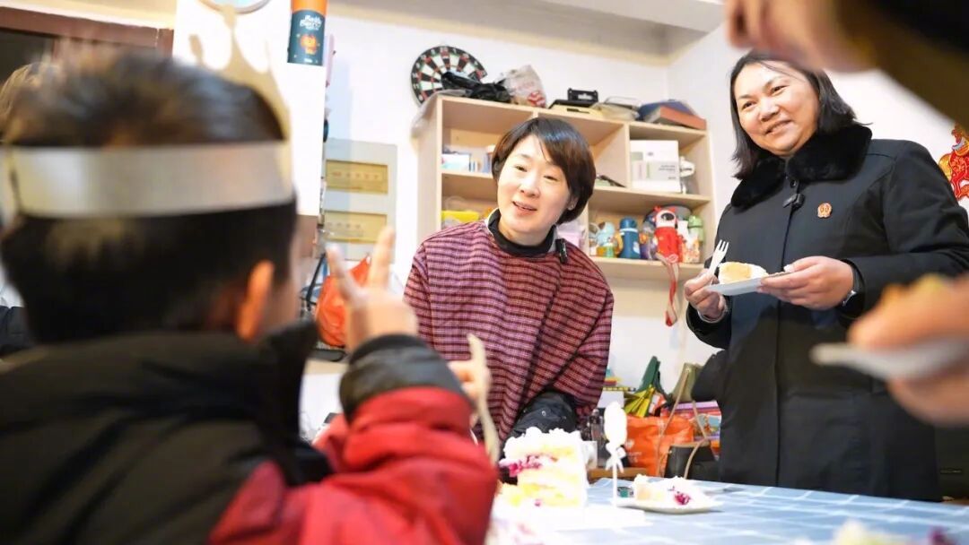 两份司法判决，托举一个生命的诞生与成长