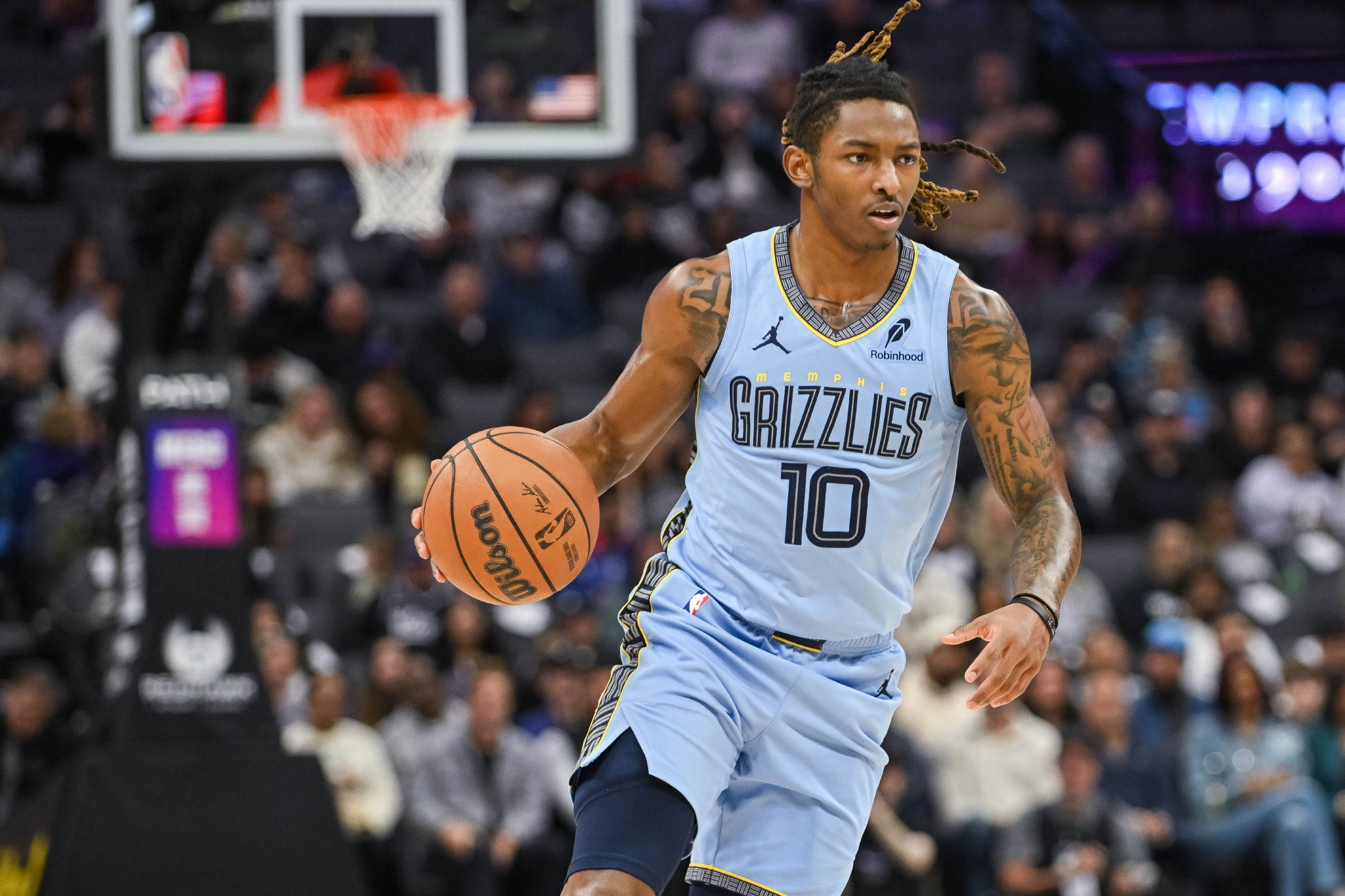 【菜鸟】48号秀斯莫尔21分6板9助 克利福德12分6板5助6断雷诺两双