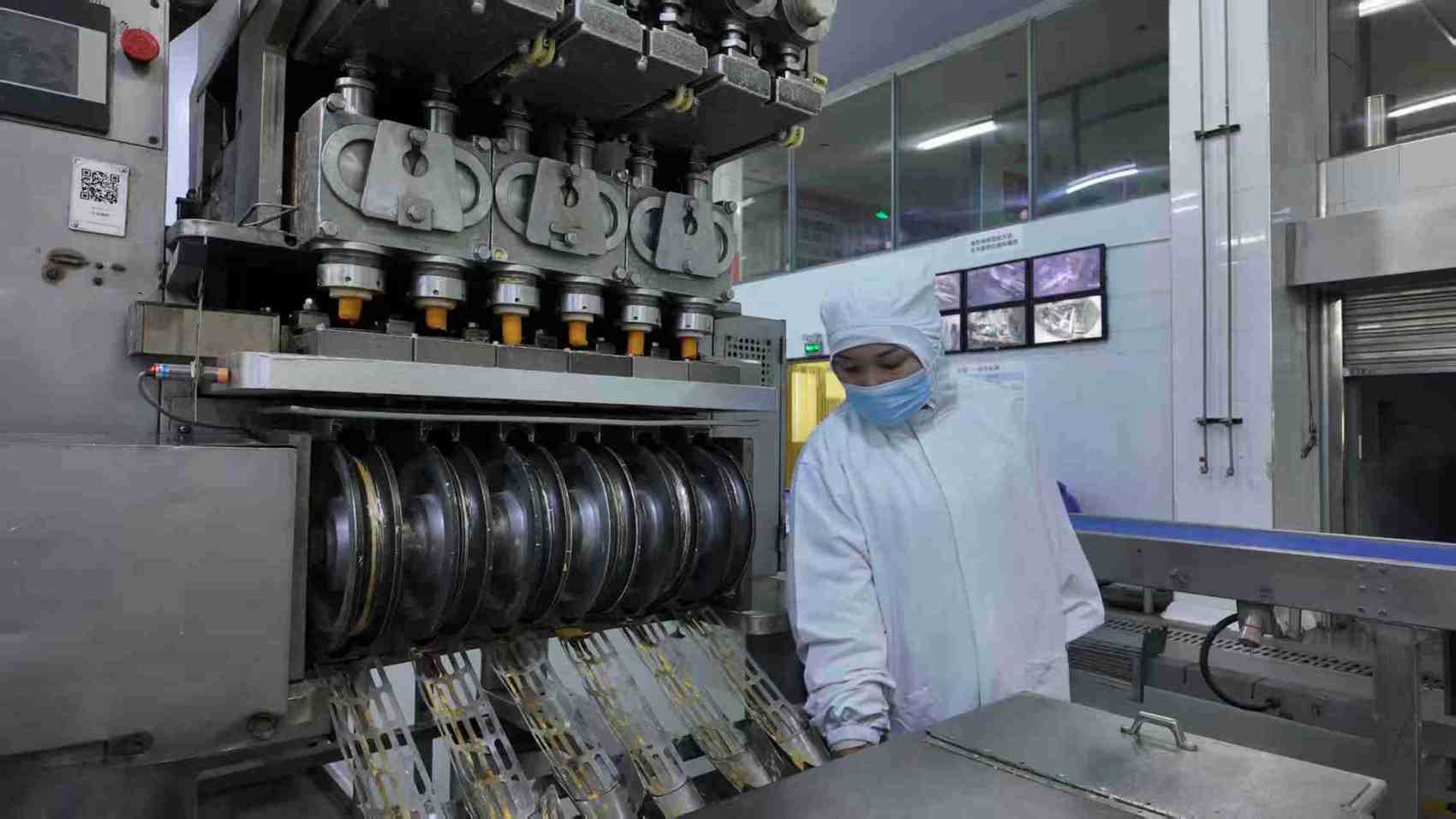 双流经开区各企业生产线开工运转。 受访者供图