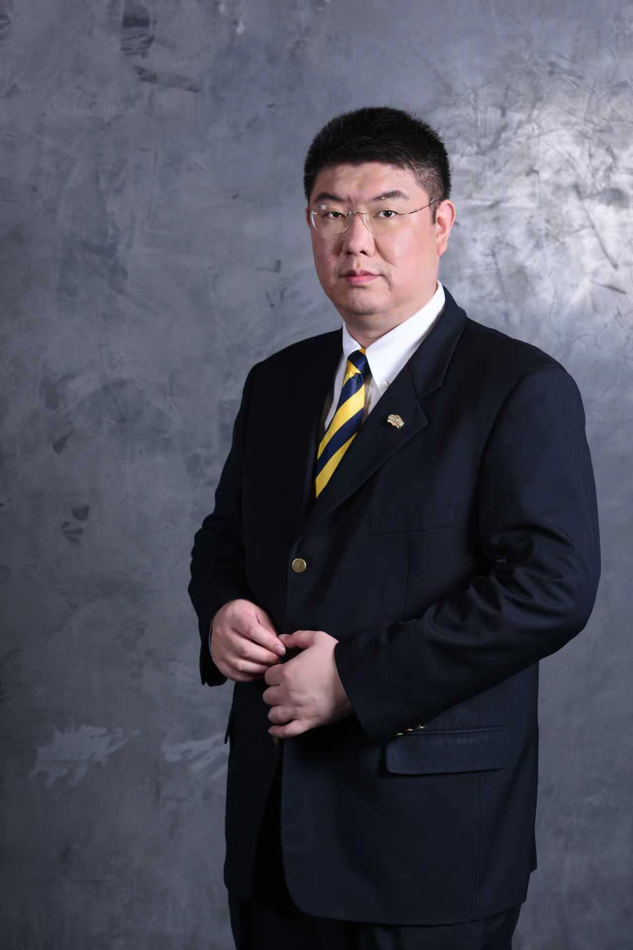 上海市人大代表、绿地控股集团有限公司执行总裁、绿地金创科技集团有限公司董事长耿靖（图源：采访对象供图）