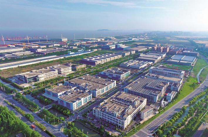 　　“嘉一度，让新闻态度丈量新闻深度”