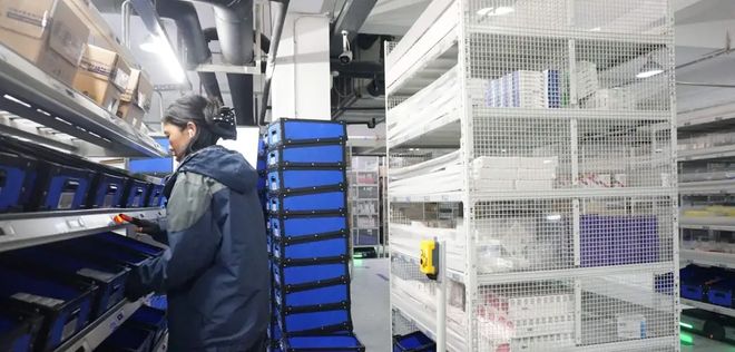 效率提升10%！九州通用AI重新定义医药物流