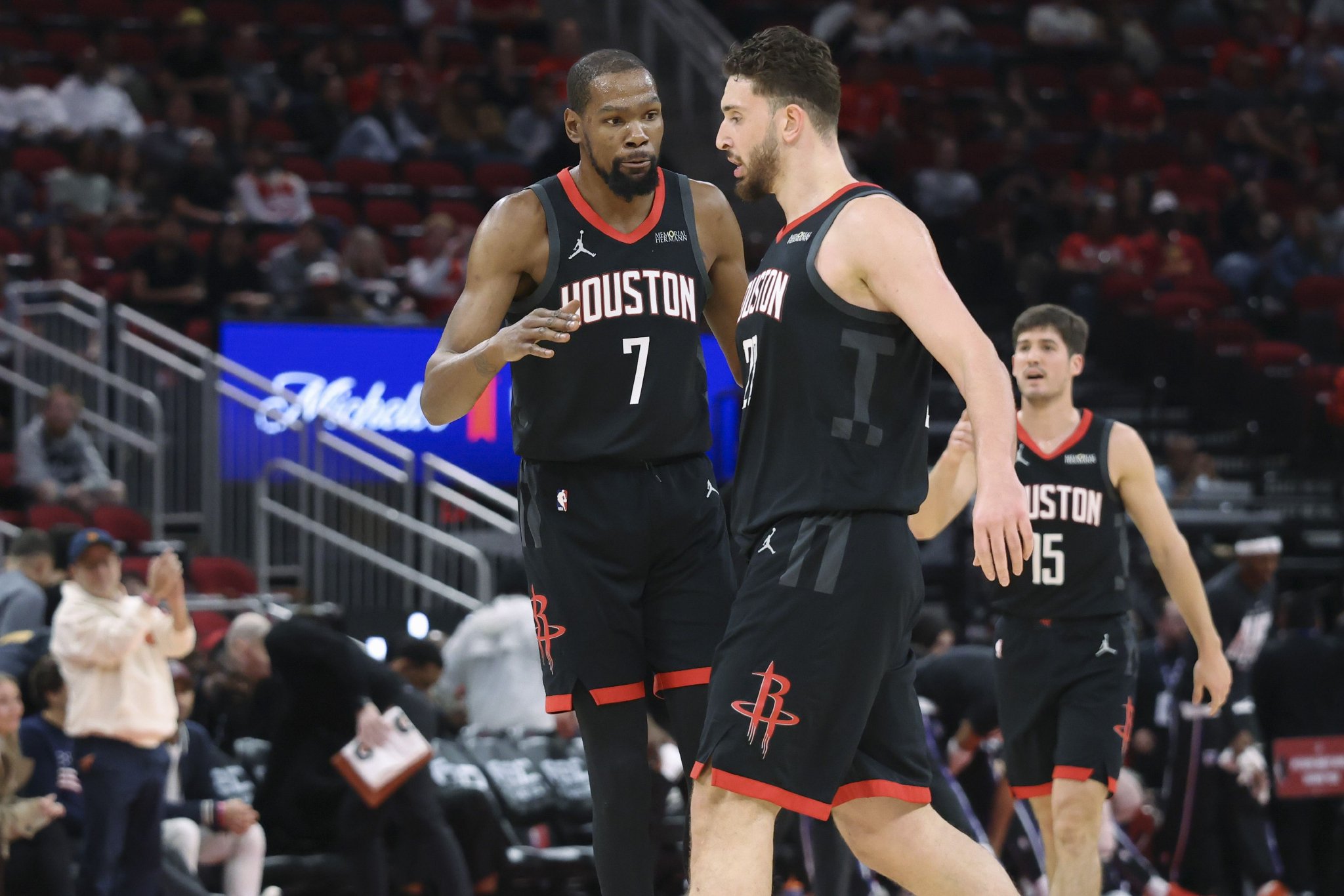 格里芬：谢泼德让火箭进攻变得流畅太多了 杜兰特&申京打得更舒服