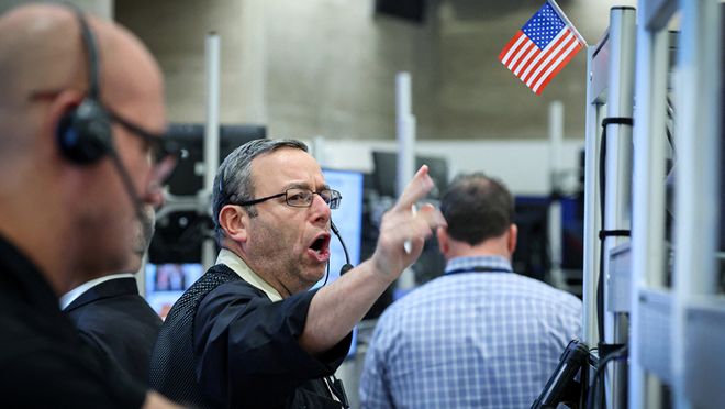 英伟达重挫5.5%，纳指跌超1%，“中国金龙”跌近1.8%