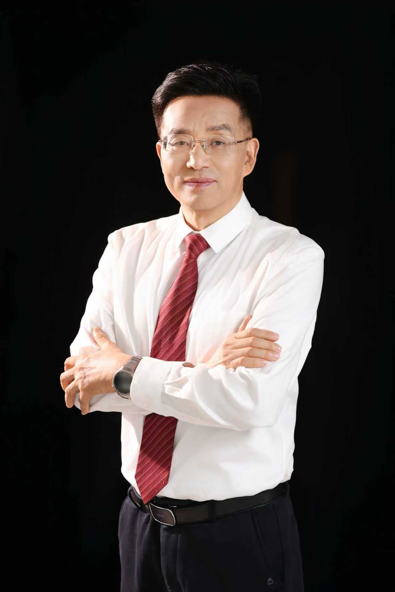     全国人大代表、今飞凯达董事长 葛炳灶