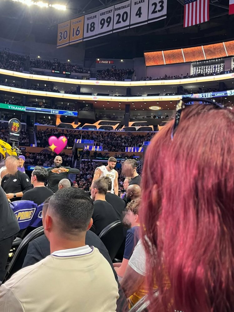 又去看老詹了！歌手宋雨琦现场观战湖人 前排座位羡煞旁人