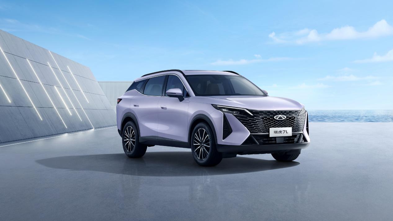 定位A级SUV 奇瑞瑞虎7L新车图片发布