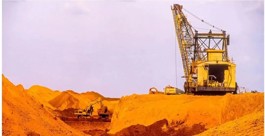 ������ĳ�����󿪲��ֳ�