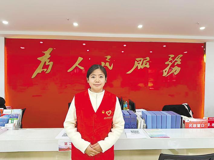 武漢東湖高新區智苑社區幹事楊麗娜。(受訪者供圖)