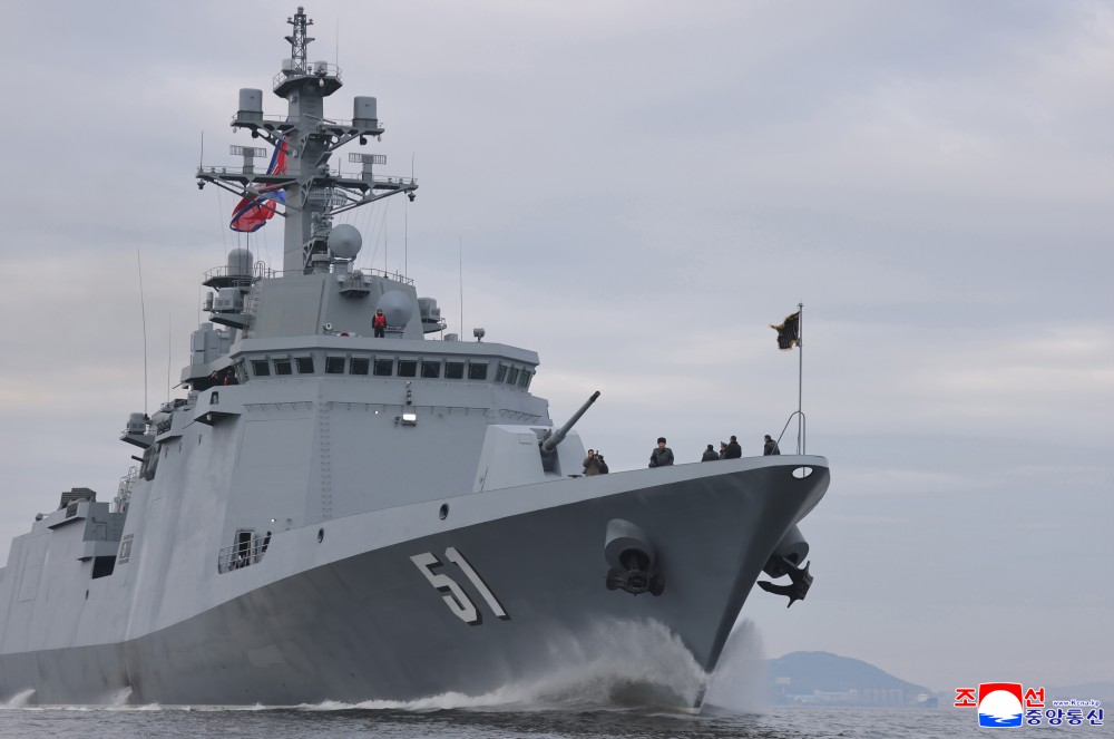 2026年3月3日和4日，金正恩視察「崔賢」號驅逐艦。圖/朝中社