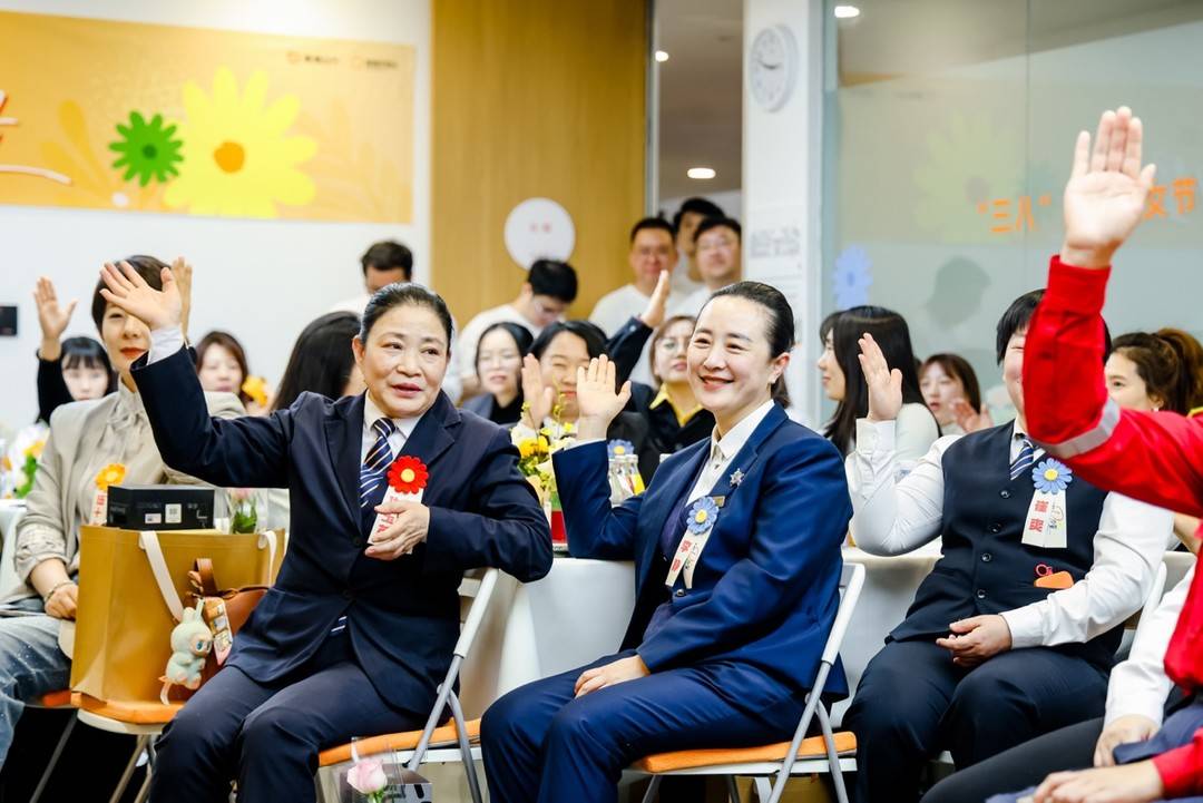 滴滴“三八”國際婦女節“她D力量”司機開放日活動現場