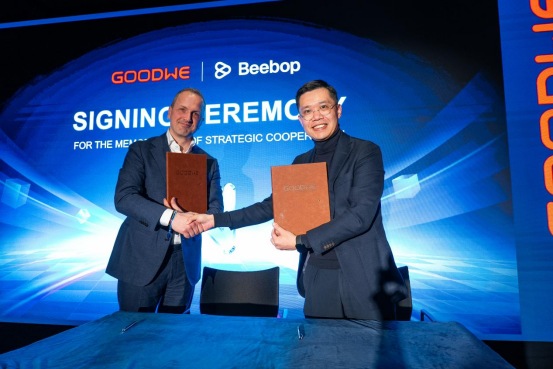 滑动查看更多图片 