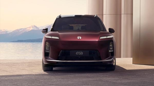蔚来全新ES8 M42星云红正式上市