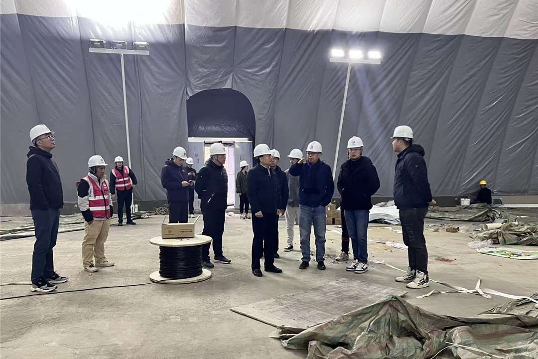 ▲ 区领导一行深入项目施工现场视察