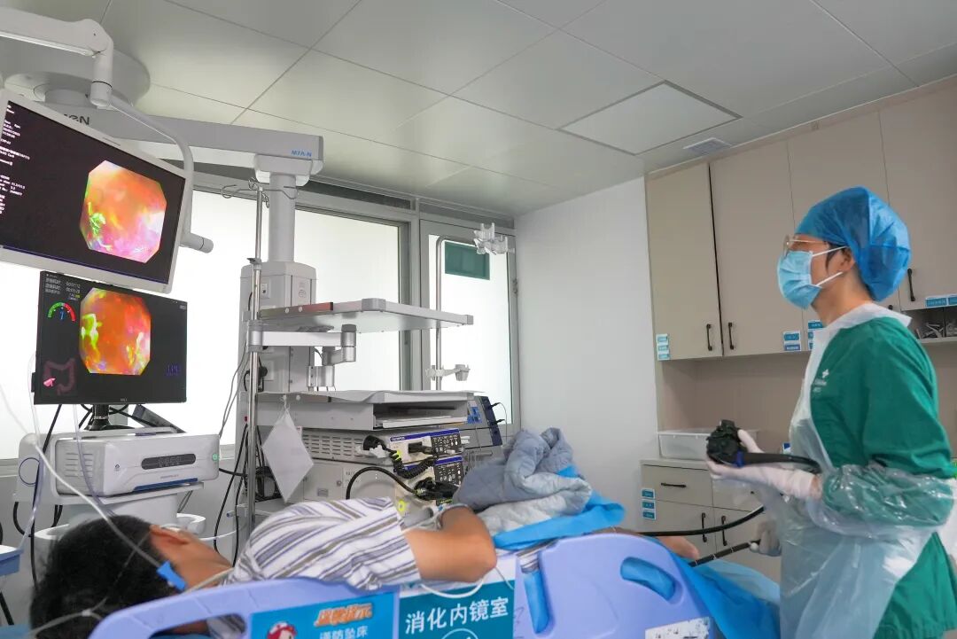 消化道肿瘤实时智能辅助诊断系统。