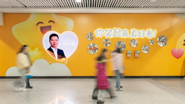 两张海报，一份初心：让保险与保障更有温度