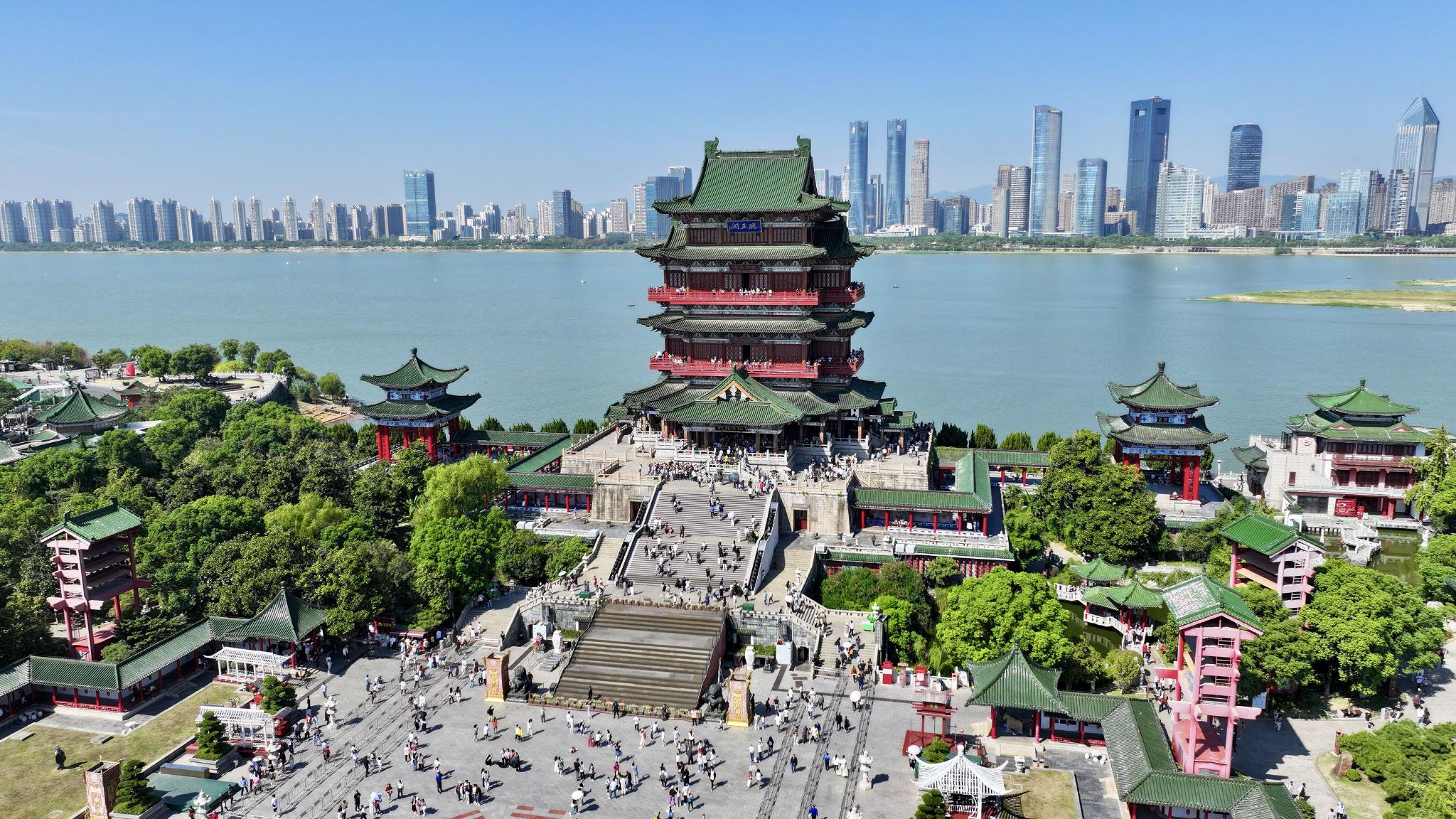 南昌滕王閣景區。馬悅攝