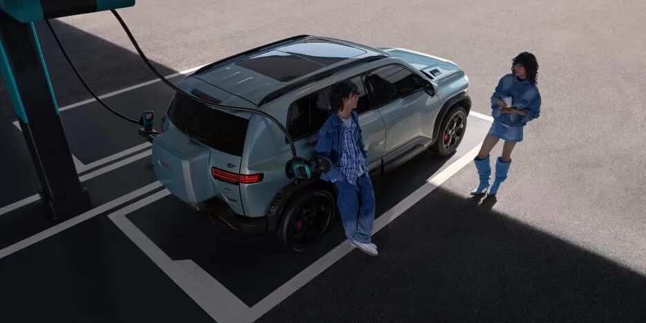 方程豹3闪充版上市：搭载第二代刀片电池，充至70%仅需5分钟