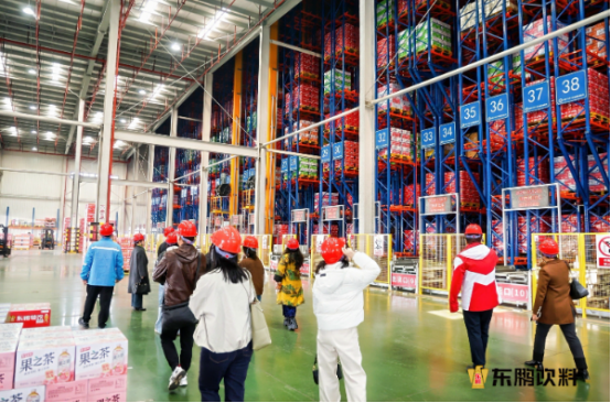 东鹏长沙生产基地智能化立体仓