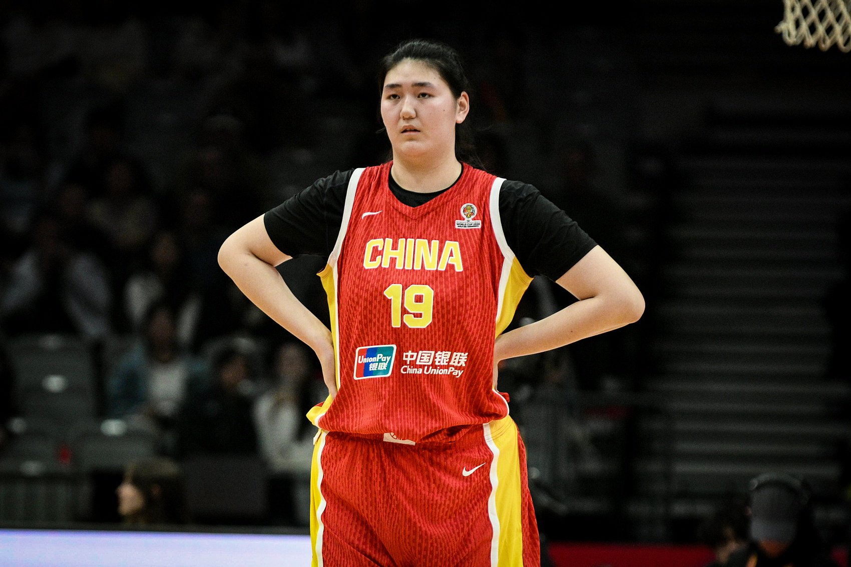 都没啥机会！李月汝12分钟3中1得3分4板 张子宇5分钟5中3得8分3板