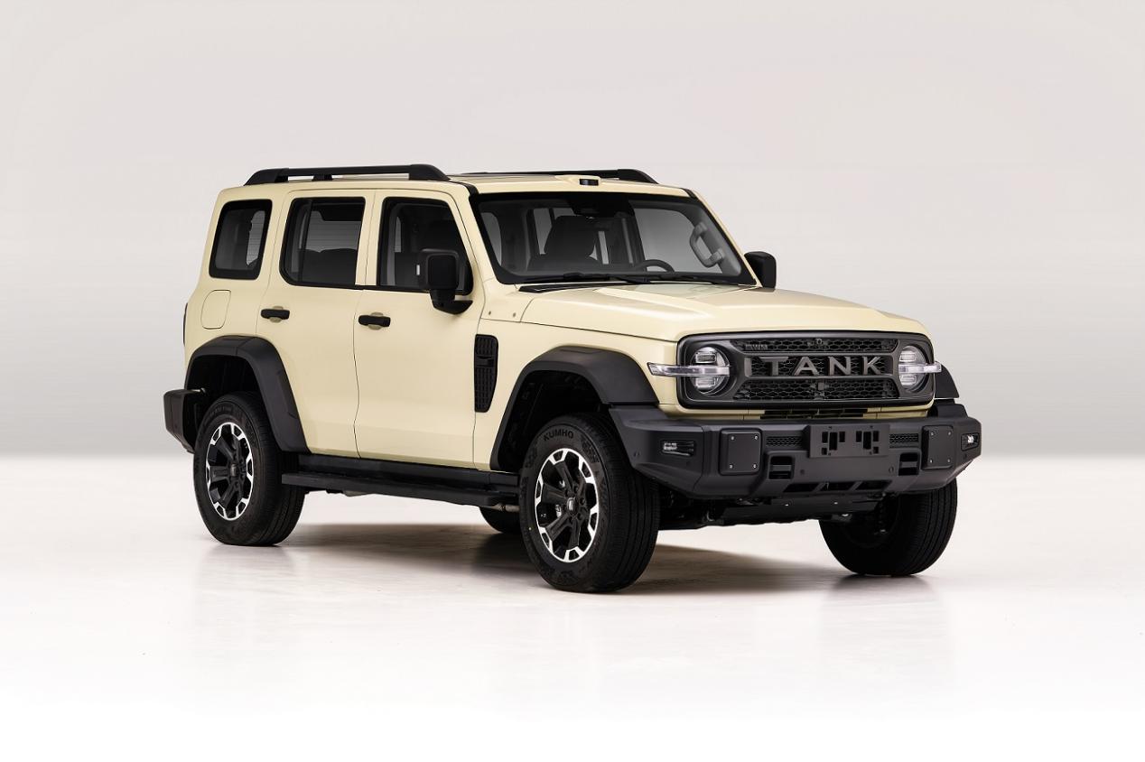 新款坦克300申报图曝光 造型调整尺寸增大