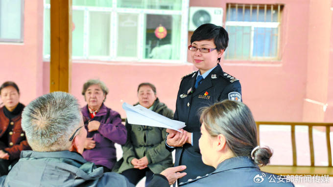 全国人大代表杨蓉深入基层一线宣讲