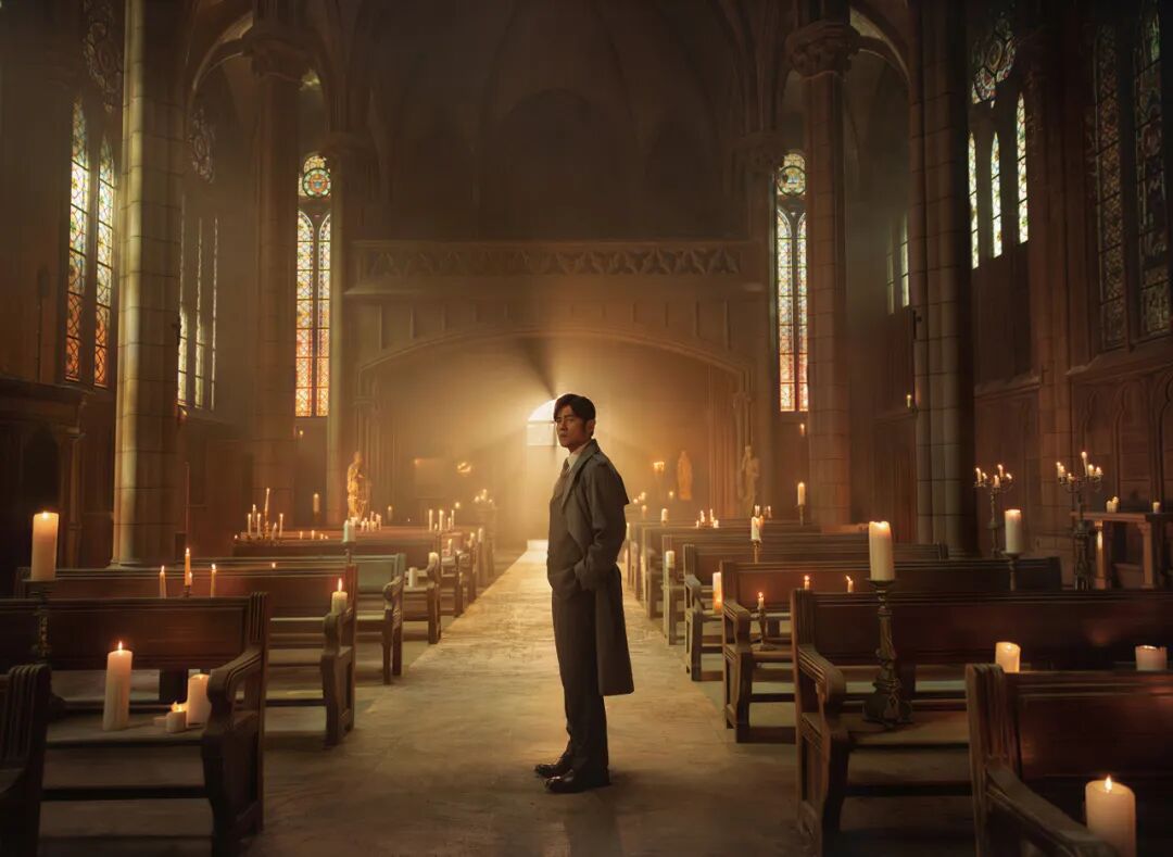 周杰伦新专辑《太阳之子》定档3月25日全球上线，共13首作品，专辑名源自歌神张学友亲赠称号