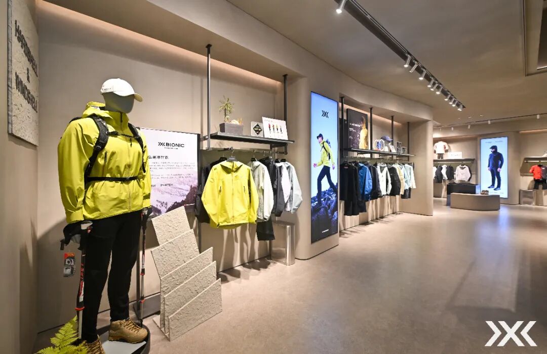 X-BIONIC上海南京西路旗舰店室内 