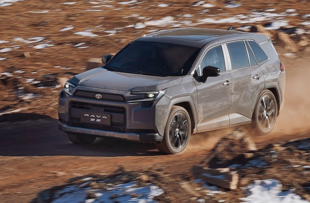 理性消费时代 全新RAV4荣放凭硬核品质成家用SUV标杆