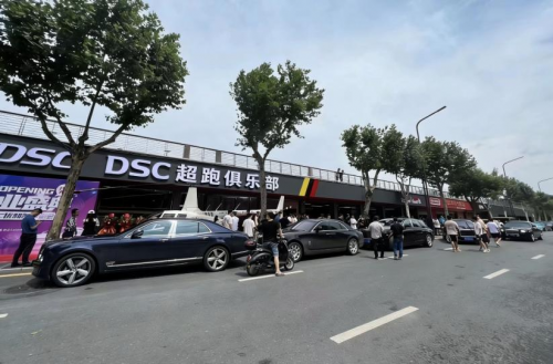 武汉租车产业观察：  创业者看好武汉发展 凭差异优势 卡位高端市场