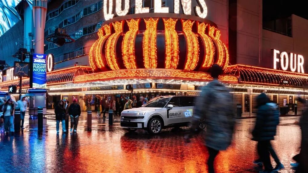 大船掉头：吉利全面押注AI科技