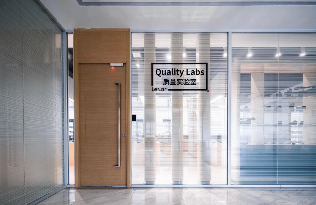        ▲江波龙的质量实验室