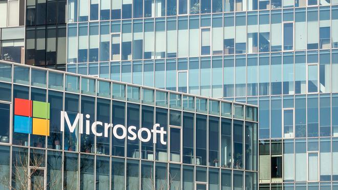 微软大刀阔斧重组AI部门