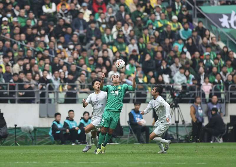 3月21日，北京国安主场1比1战平上海申花。 新京报记者 王飞 摄