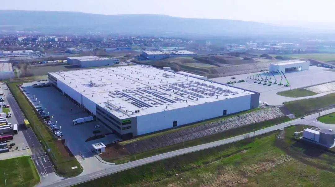 ▲中联重科智能高机匈牙利工厂（一期）