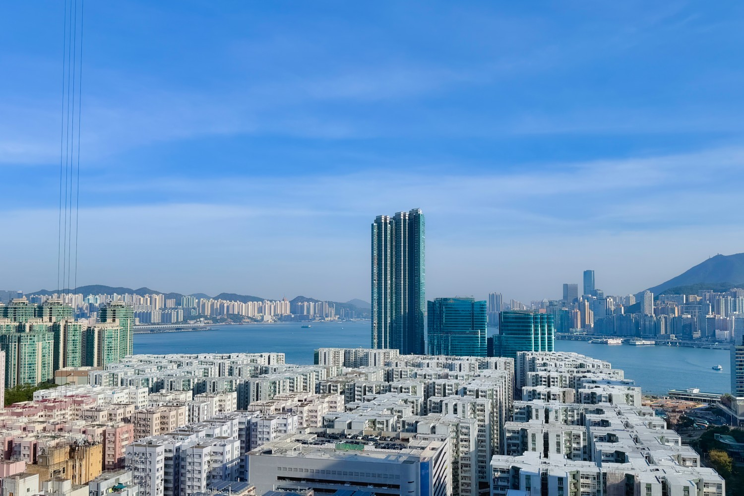 必嘉坊 首匯 CHESTER — 维港两岸尽收眼底 — 坐拥九龙核心维港景观