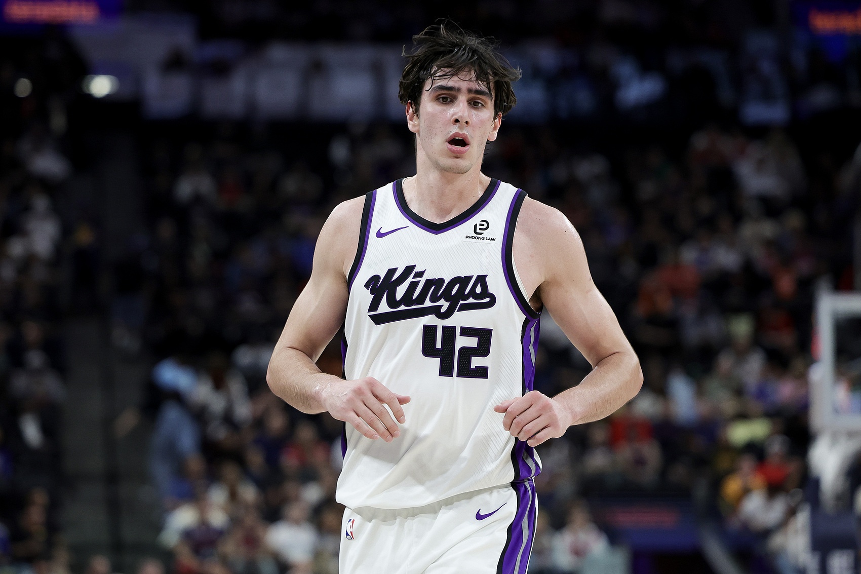 新秀一阵有戏？42号秀雷诺全明星后场均17.9分9.3板+65%TS