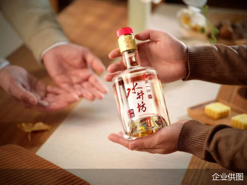 �������жϿ��Կ�����ץס��һ���׾���������ˮ������Ӧ��ֵ���Ҫê�㡣